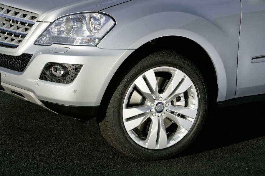  Mercedes-Benz ML-Class 2008 года  (фото 4 из 26)